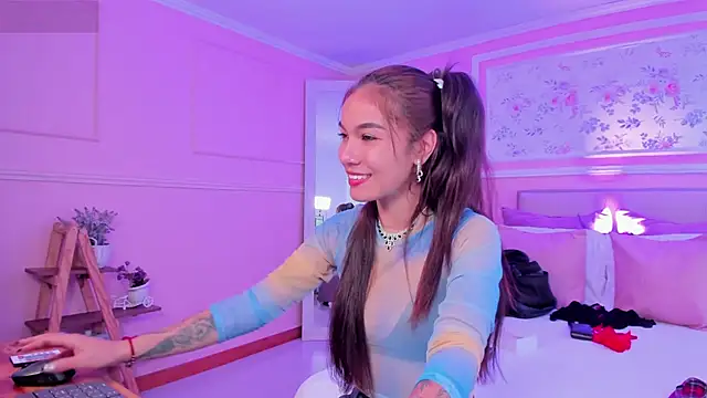 scarlet castro online show from 02.28.26