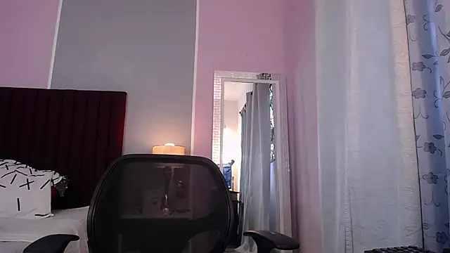 LiahGrey7 online show from 01.07.25