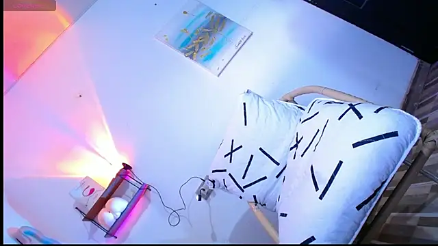 LiahGrey7 online show from 04.16.26