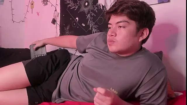 hothoneychile online show from 11.03.25