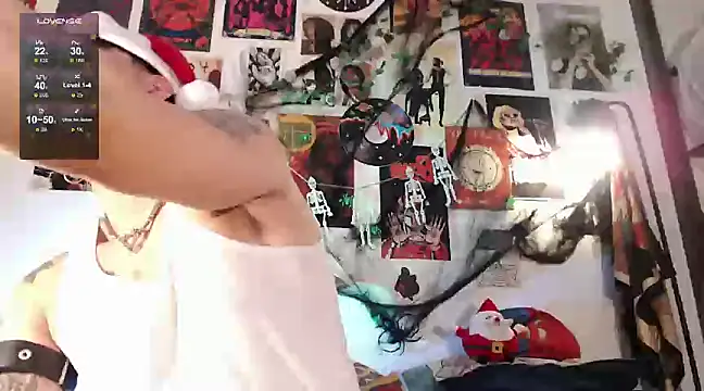 Snapshot of Mathew_stardust chatting on 12.14.24 Mathew stardust online show from 12.14.24