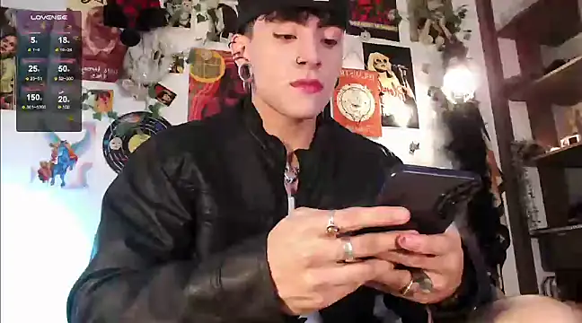 Snapshot of Mathew_stardust chatting on 01.12.25 Mathew stardust online show from 01.12.25