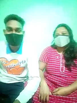 Snapshot of Group_Of_Lust chatting on 11.20.25 Group Of Lust online show from 11.20.25