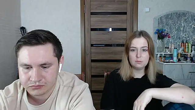 Kristy-Max online show from 02.12.25