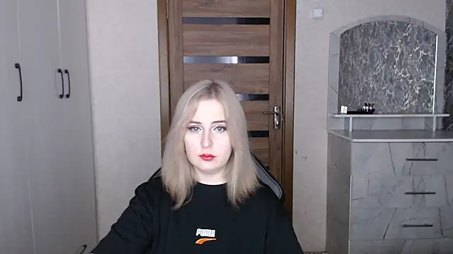 Kristy-Max online show from 01.12.26