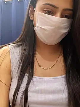 Snapshot of Mylovesana chatting on 04.27.26 Mylovesana online show from 04.27.26