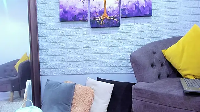  EmilyJireh  online show from 03.01.25