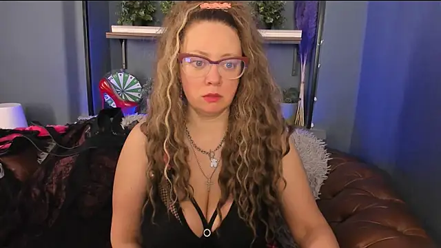 JesiaFoxi online show from 03.19.25