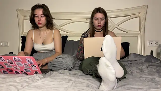 urmissalice online show from 02.14.25