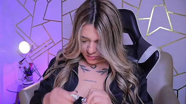 ashleyvalirya online show from 09.26.25