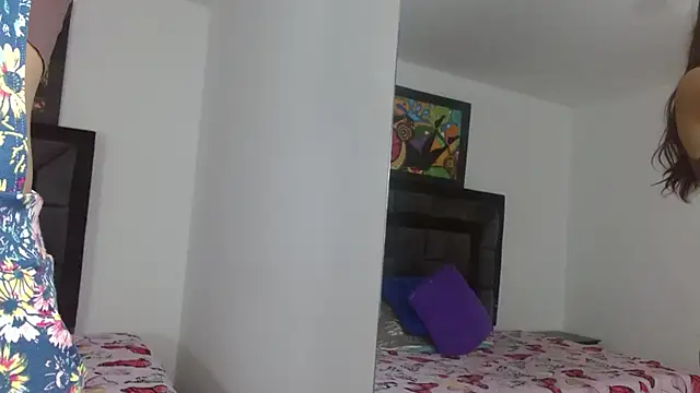 Snapshot of tatiana_valencia chatting on 02.19.25 tatiana valencia online show from 02.19.25