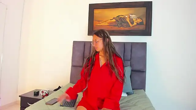 Snapshot of tatiana_valencia chatting on 05.30.26 tatiana valencia online show from 05.30.26