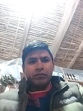 Snapshot of 12plis chatting on 11.29.25 12plis online show from 11.29.25