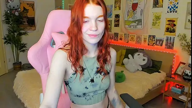 Snapshot of Sunny_Elly chatting on 02.02.25 Sunny Elly online show from 02.02.25