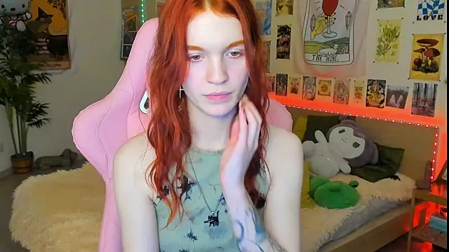 Snapshot of Sunny_Elly chatting on 02.02.25 Sunny Elly online show from 02.02.25