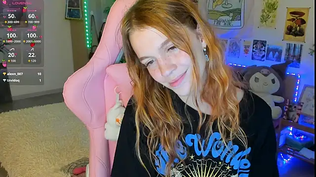 Snapshot of Sunny_Elly chatting on 09.16.25 Sunny Elly online show from 09.16.25