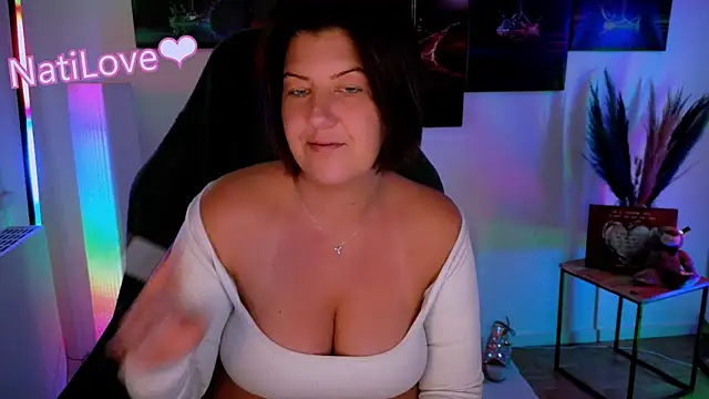 NatiLove35 online show from 10.17.25