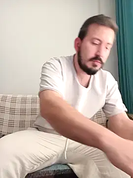 Snapshot of Karizmatikman chatting on 02.14.26 Karizmatikman online show from 02.14.26