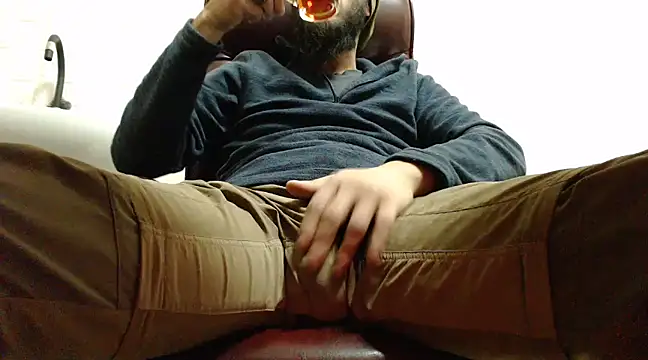 hardbigcock16 online show from 12.26.24