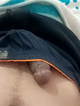 Snapshot of zazaza12ratyuijgg chatting on 12.19.25 zazaza12ratyuijgg online show from 12.19.25