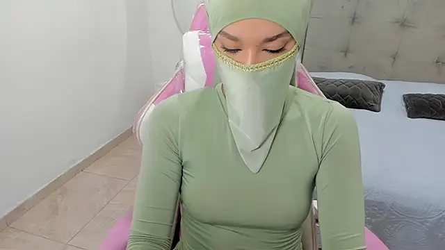 Hanaa latif online show from 12.27.24