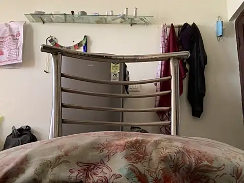 Snapshot of JOJO_xxx_123 chatting on 09.18.25 JOJO xxx 123 online show from 09.18.25