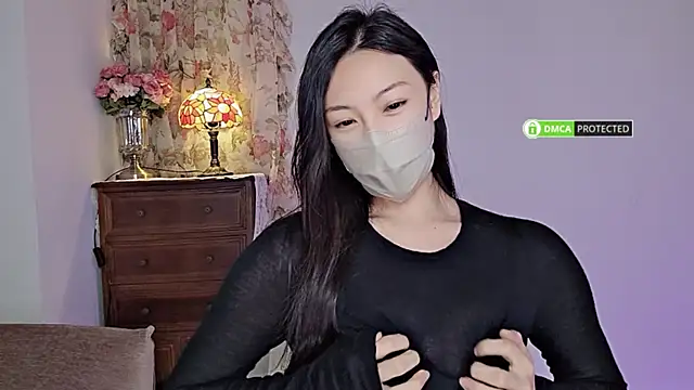 Snapshot of L-Moonlight chatting on 12.11.24 L-Moonlight online show from 12.11.24