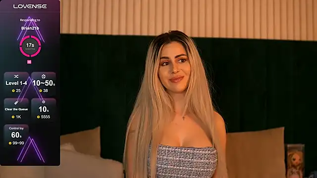 Kylie Benton online show from 03.08.25