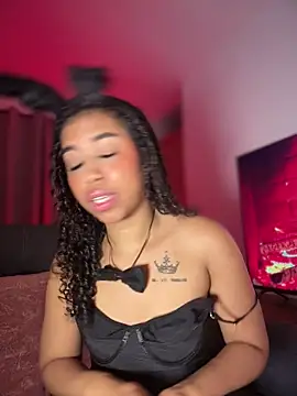 bella  honey online show from 10.24.25