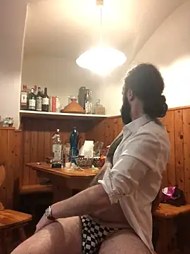 Snapshot of lostile8 chatting on 01.21.25 lostile8 online show from 01.21.25