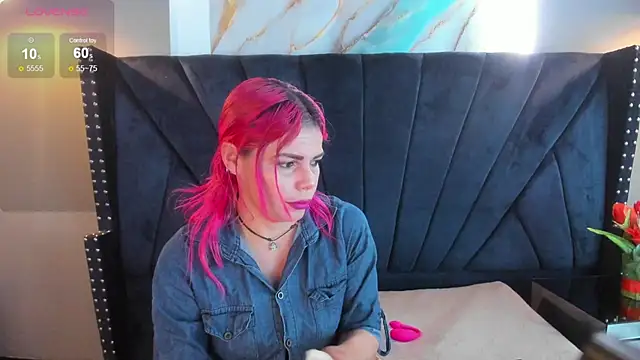 NIKI SANTANA online show from 09.20.25