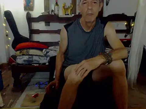 laye19 online show from 09.13.25