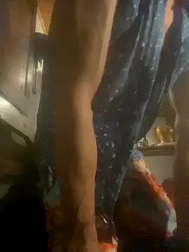 laye19 online show from 10.22.25