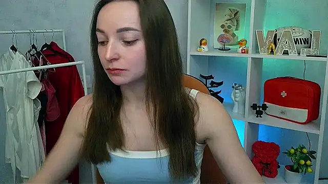 Snapshot of _Barbie_Kiss_ chatting on 02.25.26 Barbie Kiss online show from 02.25.26