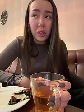 Asian Asami online show from 01.03.25