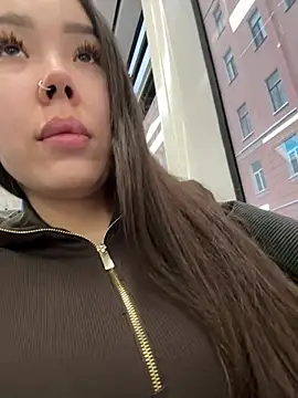 Asian Asami online show from 01.12.25