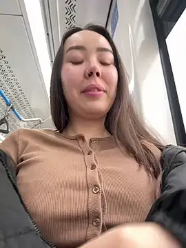 Asian Asami online show from 03.12.25