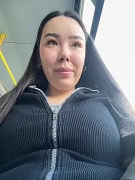 Asian Asami online show from 09.11.25