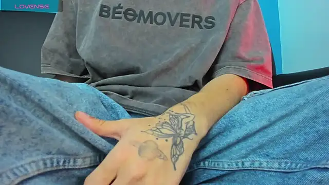 Snapshot of noah_ricci chatting on 01.03.25 noah ricci online show from 01.03.25