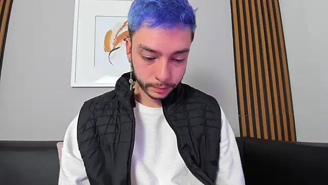 Snapshot of noah_ricci chatting on 01.21.25 noah ricci online show from 01.21.25