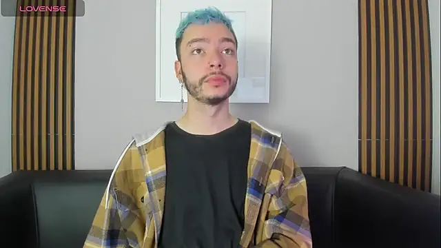 Snapshot of noah_ricci chatting on 02.21.25 noah ricci online show from 02.21.25