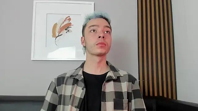 Snapshot of noah_ricci chatting on 03.10.25 noah ricci online show from 03.10.25