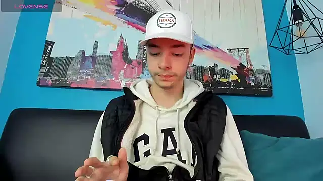 Snapshot of noah_ricci chatting on 03.12.25 noah ricci online show from 03.12.25