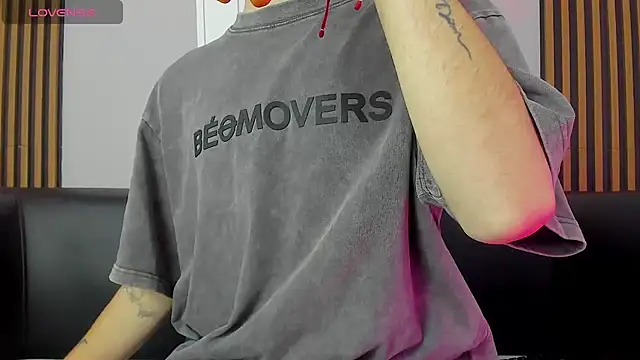 Snapshot of noah_ricci chatting on 03.21.25 noah ricci online show from 03.21.25