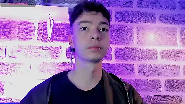 Snapshot of noah_ricci chatting on 09.14.25 noah ricci online show from 09.14.25