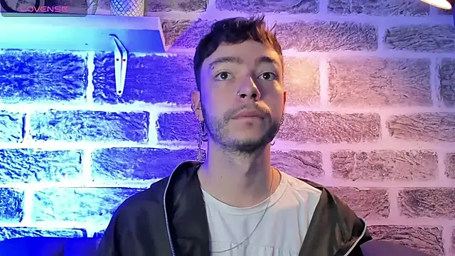 Snapshot of noah_ricci chatting on 09.28.25 noah ricci online show from 09.28.25