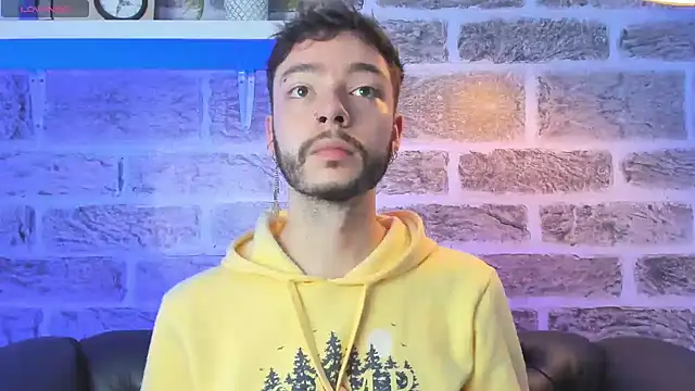 Snapshot of noah_ricci chatting on 11.09.25 noah ricci online show from 11.09.25