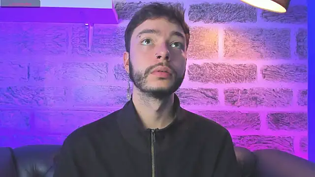 Snapshot of noah_ricci chatting on 11.17.25 noah ricci online show from 11.17.25