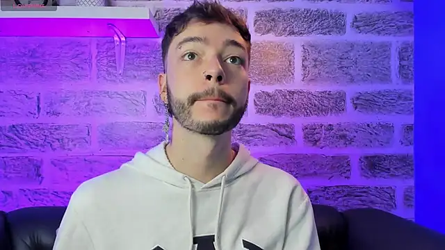 Snapshot of noah_ricci chatting on 11.27.25 noah ricci online show from 11.27.25