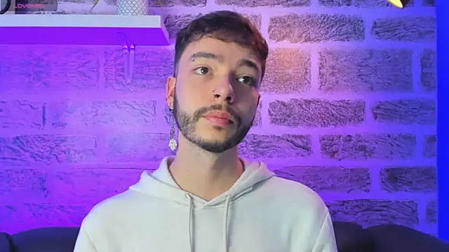 Snapshot of noah_ricci chatting on 12.01.25 noah ricci online show from 12.01.25